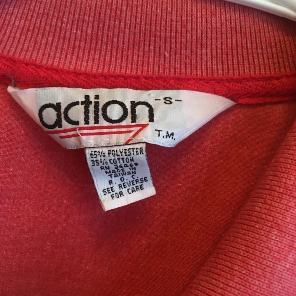 VINTAGE ACTION TOP IN RED - Picture 3 of 6